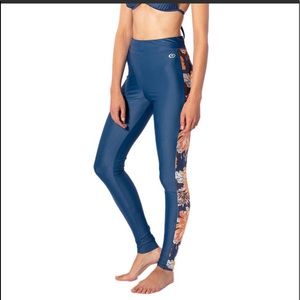 Rip Curl Blue and Floral Yardage Surf Pants Size 4 / XS